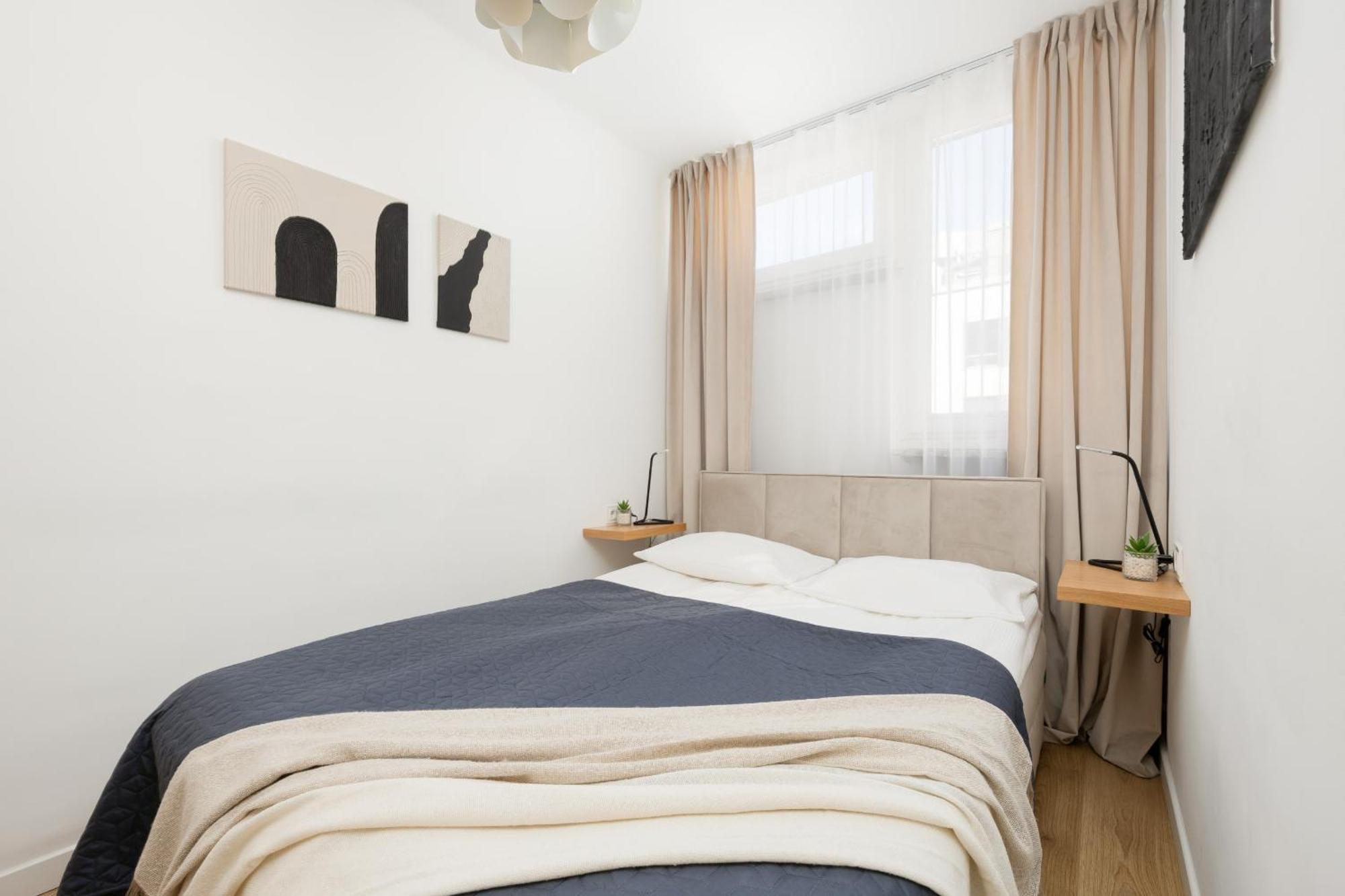 Pereca Stylish & Air Conditioning By Rent Like Leilighet Warszawa