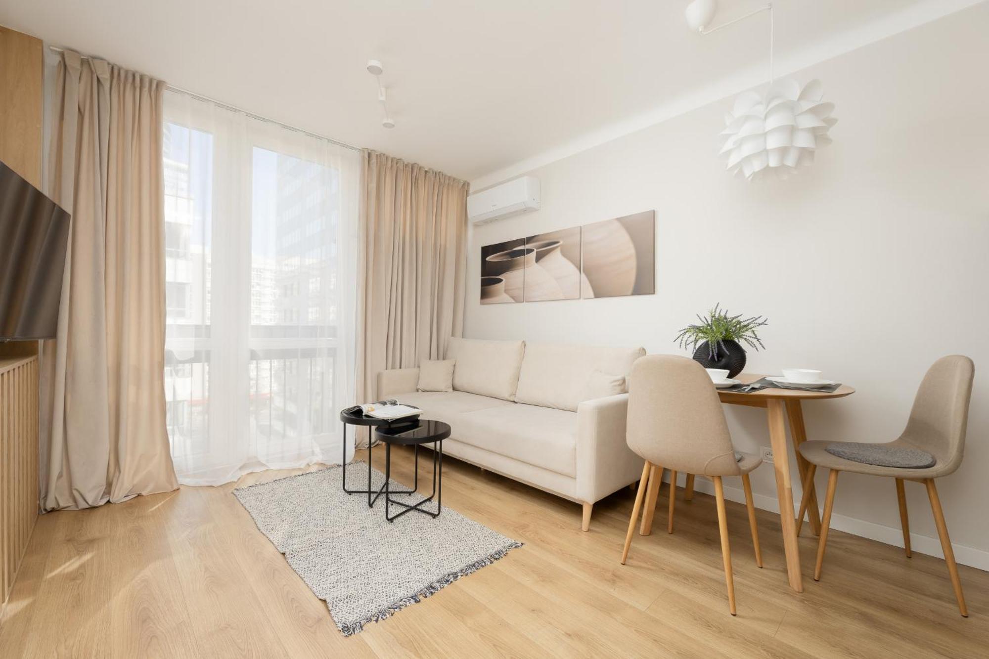 Pereca Stylish & Air Conditioning By Rent Like * Warschau